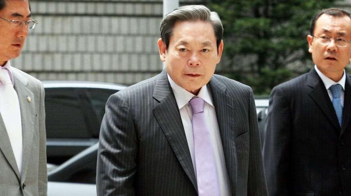 samsung-boss-dies-as-excon-son-tries-to-seize-control-of-worlds-biggest-phone-maker